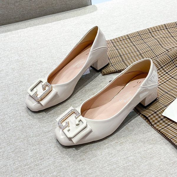 plus size 35-43 med heels dress shoes women pumps patent leather boat shoes square toe office metal zapatos mujer 8354g, Black
plus size 35-43 med heels dress shoes women pumps patent leather boat shoes square toe office metal zapatos mujer 8354g, Black