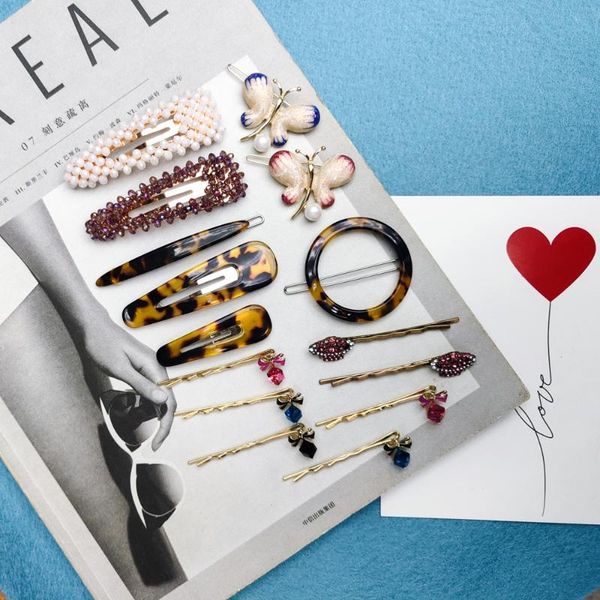 kissme jewelry 2020 большие скидки оптовые женщины моды волос нежный кристалл шпильки акриловые плиты барретт распродажа, Golden;silver
kissme jewelry 2020 большие скидки оптовые женщины моды волос нежный кристалл шпильки акриловые плиты барретт распродажа, Golden;silver