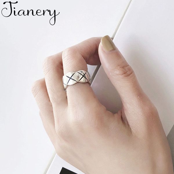 personality width rhombus pattern thai silver color ring letter x open ring for women jewelry, Slivery;golden
personality width rhombus pattern thai silver color ring letter x open ring for women jewelry, Slivery;golden