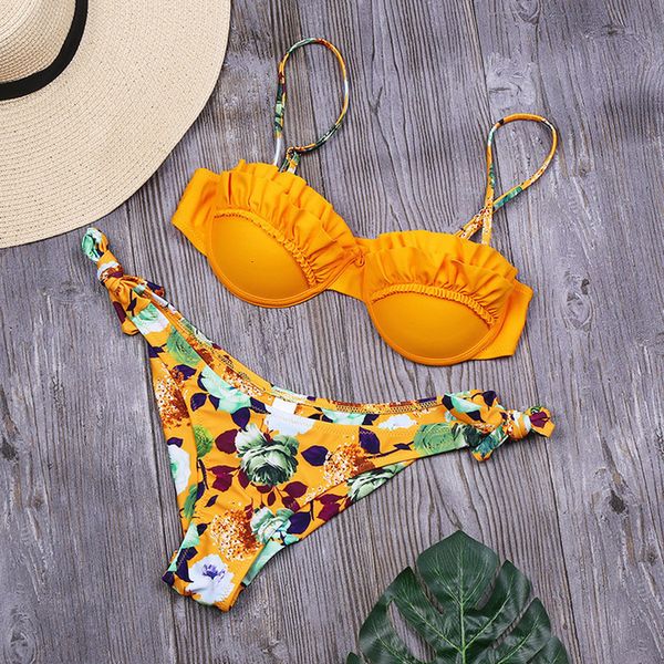 padded push up bikini set flower ruffles swimsuit for floral women solid bandeau female bathing suit summer biquini 27, White;black
padded push up bikini set flower ruffles swimsuit for floral women solid bandeau female bathing suit summer biquini 27, White;black