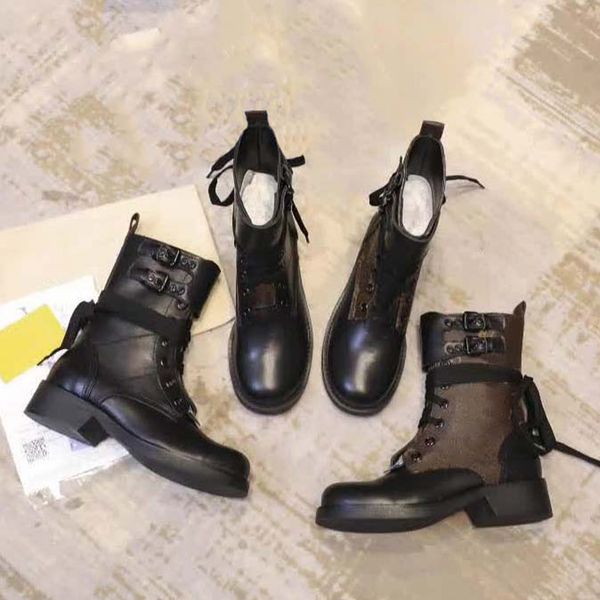 fashion leather star women shoes woman leather short autumn winter ankle fashion women boots 04l2704, Black
fashion leather star women shoes woman leather short autumn winter ankle fashion women boots 04l2704, Black