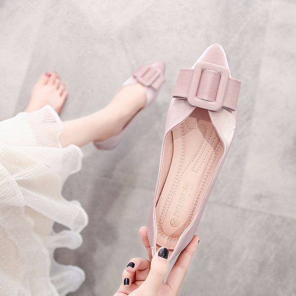 женщин flats женская обувь лето весна toe остроконечные solid color lady рабочая обуви плоский каблук обуви мягкой подошвой комфортные кварт, Black
женщин flats женская обувь лето весна toe остроконечные solid color lady рабочая обуви плоский каблук обуви мягкой подошвой комфортные кварт, Black