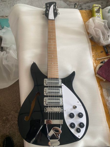 custom factory wholesale direct sale black 325 model 6 string electric guitar roasted maple fingerboard
custom factory wholesale direct sale black 325 model 6 string electric guitar roasted maple fingerboard