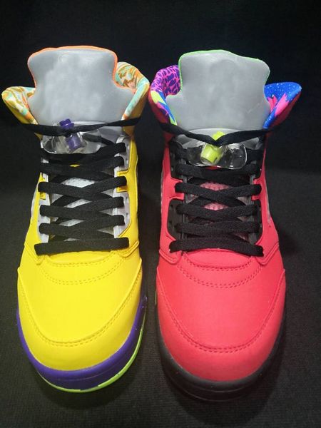 2020 5 what the yellow and red basketball shoes men 5s what the sports sneakers with box size7~13
2020 5 what the yellow and red basketball shoes men 5s what the sports sneakers with box size7~13