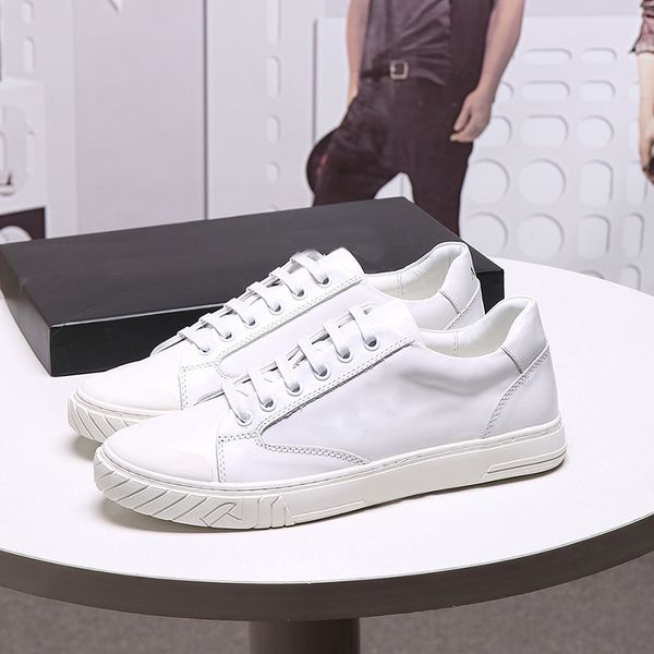 simplicity italian leisure elastic cool trend fashion high-quality non-slip genuine leather lace up sport men shoes sneakers, Black
simplicity italian leisure elastic cool trend fashion high-quality non-slip genuine leather lace up sport men shoes sneakers, Black