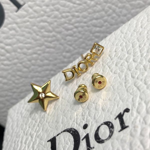 2020 fashion jewelry ladies earrings with party dresses jewelry charm gorgeous stud earrings xx065, White
2020 fashion jewelry ladies earrings with party dresses jewelry charm gorgeous stud earrings xx065, White