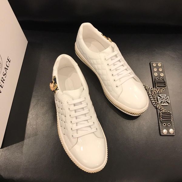2021r limited edition men 's casual white shoes ,wild sports shoes ,comfortable and breathable low -shoes ,original box packaging, Black
2021r limited edition men 's casual white shoes ,wild sports shoes ,comfortable and breathable low -shoes ,original box packaging, Black
