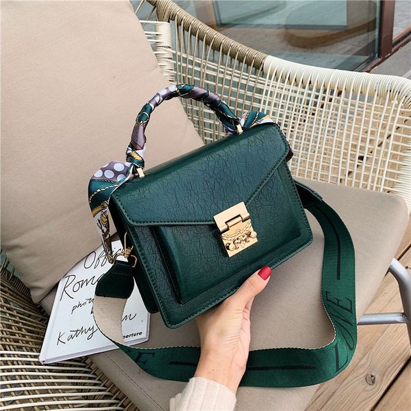 fashion niche bag female 2020 new casual wild women's shoulder bag messenger fashion texture small square
fashion niche bag female 2020 new casual wild women's shoulder bag messenger fashion texture small square