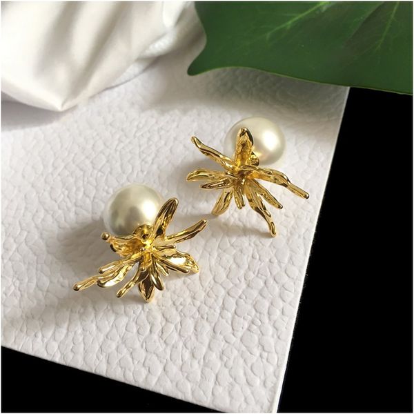 now wholsale brand 925 sterling silver four leaf flower shells two flowers stud earrings for women black red green mother shell clover jewe, White
now wholsale brand 925 sterling silver four leaf flower shells two flowers stud earrings for women black red green mother shell clover jewe, White