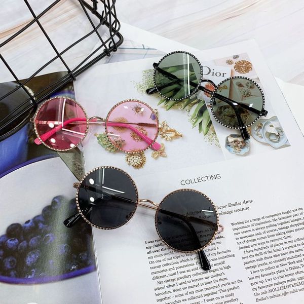 sunglasses b121 metal personality chain round frame glasses chaotong street pography clothing matching mirror, White;black
sunglasses b121 metal personality chain round frame glasses chaotong street pography clothing matching mirror, White;black