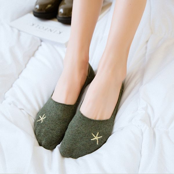 embroidered shallow mouth invisible heel-non-slip embroidered women's silicone socksboat socksboat socks shallow mouth invisible heel, Black
embroidered shallow mouth invisible heel-non-slip embroidered women's silicone socksboat socksboat socks shallow mouth invisible heel, Black