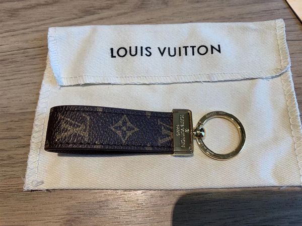 designer fashion famous brand handmade pu leather car keychain women bag charm pendant accessories with box, Silver
designer fashion famous brand handmade pu leather car keychain women bag charm pendant accessories with box, Silver