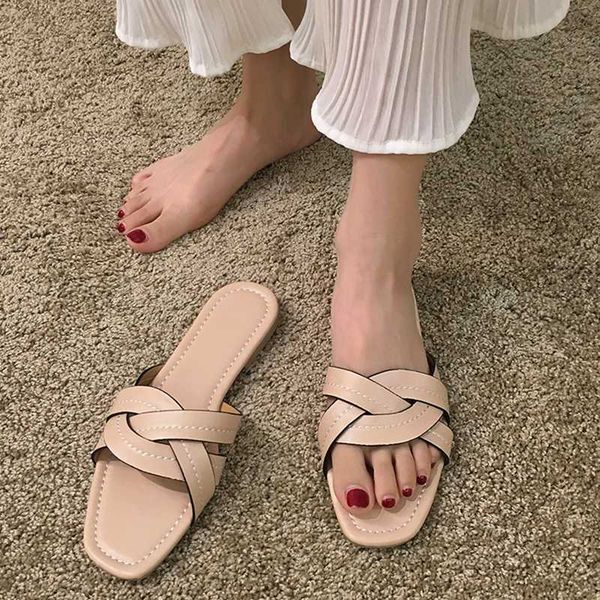 pu slipper female shoes woman house slippers women summer 2020 flat shoes for women slides casual woman's slippers chaussure new, Black
pu slipper female shoes woman house slippers women summer 2020 flat shoes for women slides casual woman's slippers chaussure new, Black
