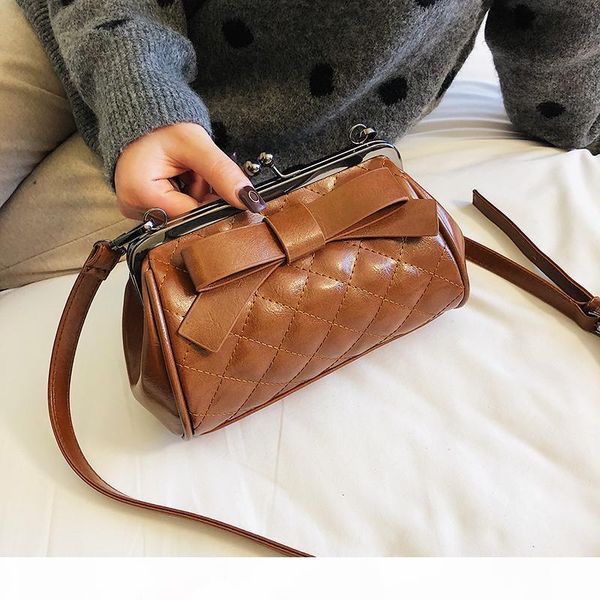 designer-shell tote shoulder bags ladies leather bags shoulder messenger strap bags hongri wanggong 12
designer-shell tote shoulder bags ladies leather bags shoulder messenger strap bags hongri wanggong 12