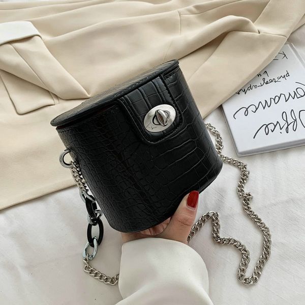 new alligator pu leather crossbody bag for women 2020 chain shoulder messenger bag female hand sling handbag designer bucket
new alligator pu leather crossbody bag for women 2020 chain shoulder messenger bag female hand sling handbag designer bucket