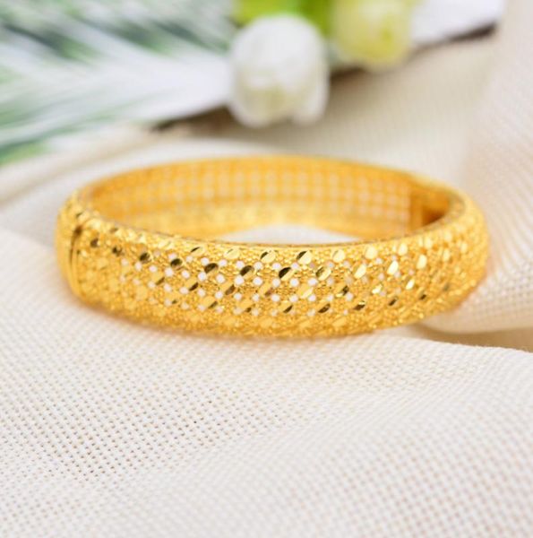annayoyo trendy can open 1pcs middle east arab dubai gold color bangles bracelet for women african bracelet jewelry gifts, Black
annayoyo trendy can open 1pcs middle east arab dubai gold color bangles bracelet for women african bracelet jewelry gifts, Black