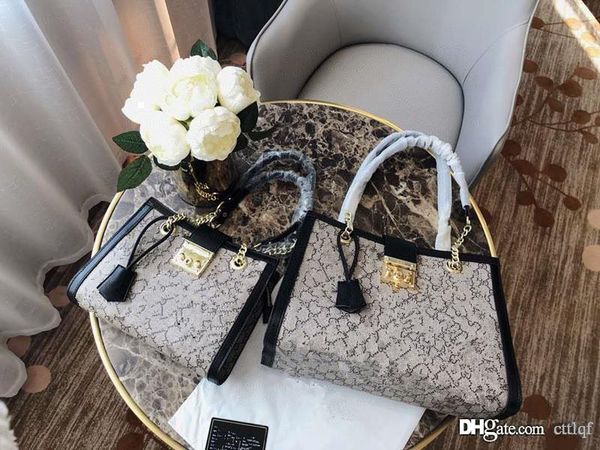 printed female killer chain lady one genuine leather shoulder bucket messenger cross body handbags bags woman women purses
printed female killer chain lady one genuine leather shoulder bucket messenger cross body handbags bags woman women purses