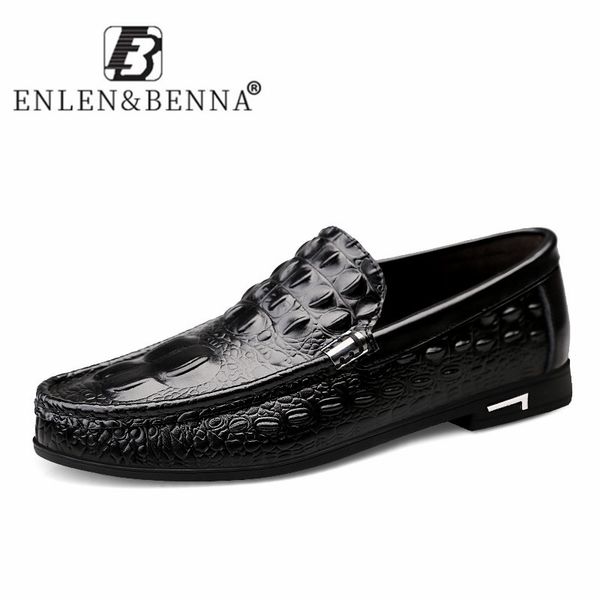 fashion men shoes leather breathable casual shoes men slip on for loafers flats rubber black summer 2020 big size 46
fashion men shoes leather breathable casual shoes men slip on for loafers flats rubber black summer 2020 big size 46