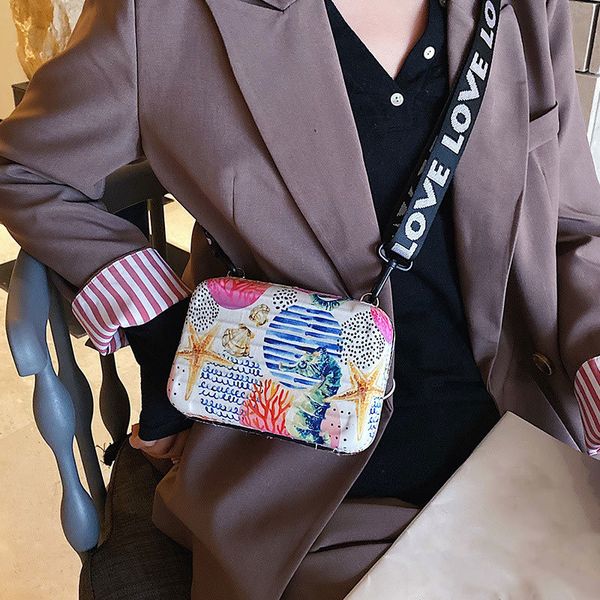 11 color wide letter strap shoulder bags women cartoon prints small luggage handbag suitcase shape tote mini box bag clutch bags
11 color wide letter strap shoulder bags women cartoon prints small luggage handbag suitcase shape tote mini box bag clutch bags