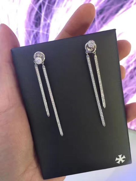 women's jewelry 2019 fashion trend new line 5a horse eye high carbon drill earrings, Golden;silver
women's jewelry 2019 fashion trend new line 5a horse eye high carbon drill earrings, Golden;silver
