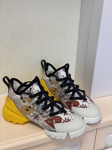2022 mens womens running shoes sneakers white black grey fog university blue low platform syracuse michigan sail trainers sports jogging cas
2022 mens womens running shoes sneakers white black grey fog university blue low platform syracuse michigan sail trainers sports jogging cas