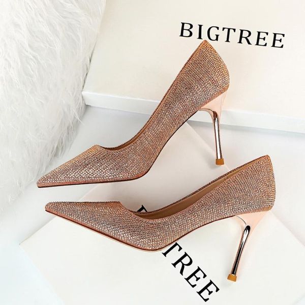 dress shoes 2021 women 9cm high heels glitter bling scarpins crystal pumps metal stiletto wedding bridal black silver valentine party
dress shoes 2021 women 9cm high heels glitter bling scarpins crystal pumps metal stiletto wedding bridal black silver valentine party