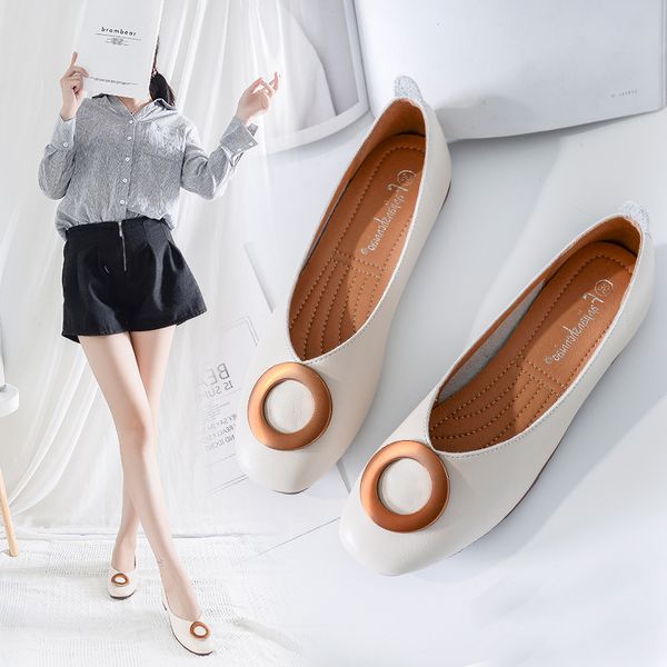 moccasins round metal buckle slip on woman shoes soft bottom comfy casual brief loafers all match shallow solid single flats2020, Black
moccasins round metal buckle slip on woman shoes soft bottom comfy casual brief loafers all match shallow solid single flats2020, Black