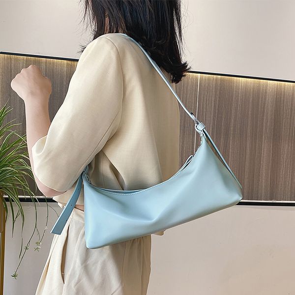vintage solid color small pu leather crossbody bags for women 2020 simple shoulder handbags female travel totes purses
vintage solid color small pu leather crossbody bags for women 2020 simple shoulder handbags female travel totes purses