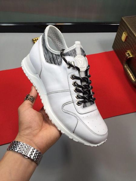 2021e new men 's fashion casual shoes with low -shoes ,trend sports shoes ,original box packaging 38 -44, Black
2021e new men 's fashion casual shoes with low -shoes ,trend sports shoes ,original box packaging 38 -44, Black