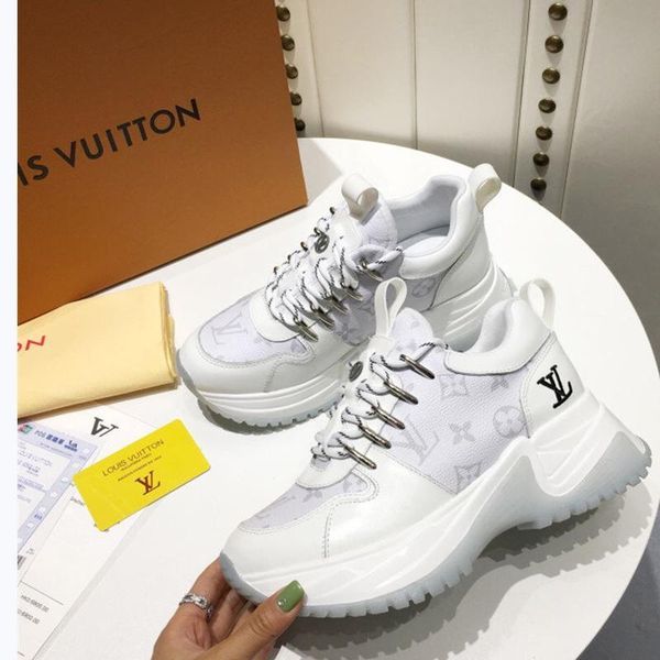 182 new designer luxury women's casual fashion shoes, women's outdoor casual shoes, high-quality materials, with original box, Black
182 new designer luxury women's casual fashion shoes, women's outdoor casual shoes, high-quality materials, with original box, Black