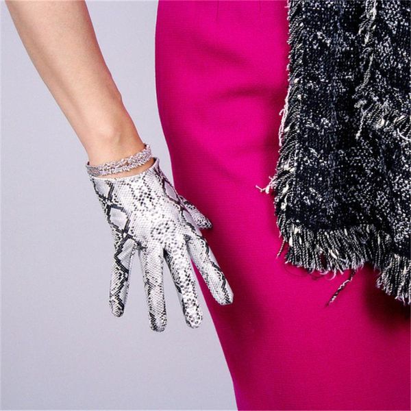 five fingers gloves women fashion 16cm patent leather ultra short simulation pu bright skin python pattern 3-tb80, Blue;gray
five fingers gloves women fashion 16cm patent leather ultra short simulation pu bright skin python pattern 3-tb80, Blue;gray