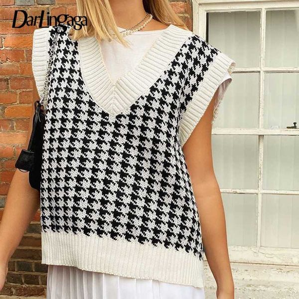 women's vests darlingaga streetwear v neck houndstooth knitted sweater vest sleeveless vintage pullovers autumn sweaters 2021 jumpers, Black;white
women's vests darlingaga streetwear v neck houndstooth knitted sweater vest sleeveless vintage pullovers autumn sweaters 2021 jumpers, Black;white