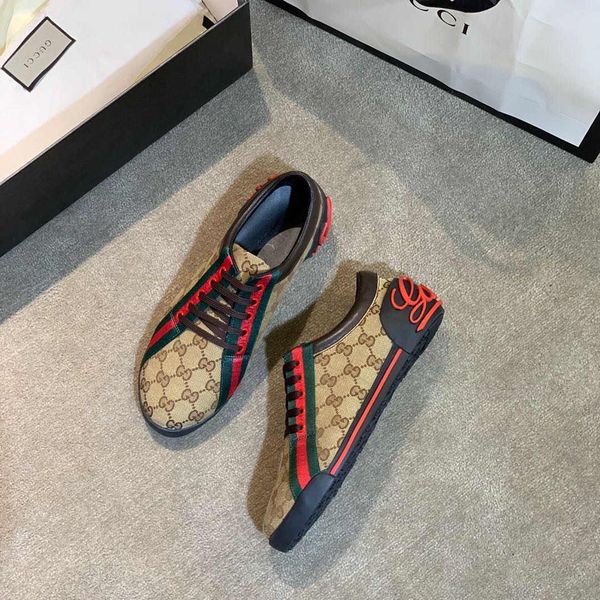 6521 women slide sandals designer shoes brand slide summer fashion wide flat slippery with thick sandals slipper flip flops size1111
6521 women slide sandals designer shoes brand slide summer fashion wide flat slippery with thick sandals slipper flip flops size1111