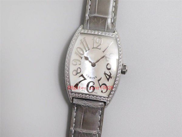 316l steel case 43mm x 31mm quartz movement imported from switzerland high grade rhinestone inlaid sapphire mirror montre de luxe, Slivery;brown
316l steel case 43mm x 31mm quartz movement imported from switzerland high grade rhinestone inlaid sapphire mirror montre de luxe, Slivery;brown