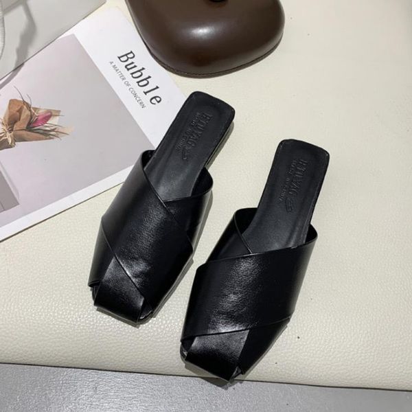 2020 new spring and autumn slippers women's knitting half slippers slip resistant external wear baotou muller women shoes, Black
2020 new spring and autumn slippers women's knitting half slippers slip resistant external wear baotou muller women shoes, Black