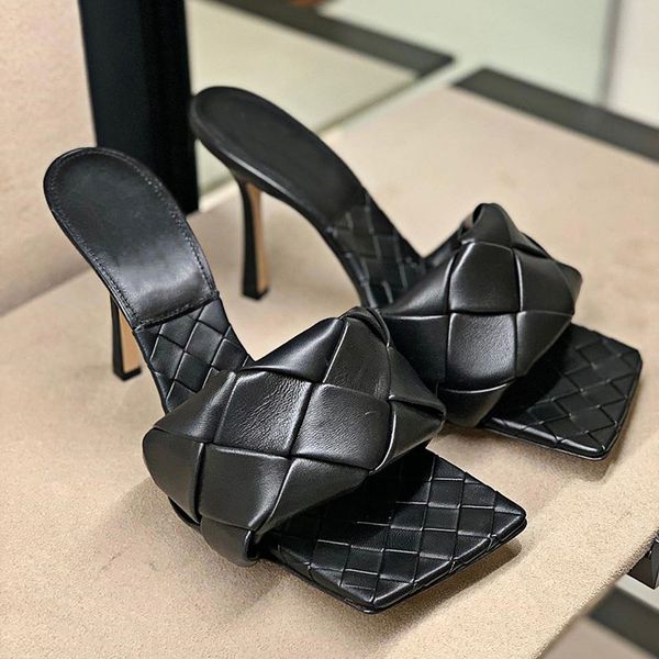 2020 new square toe weave women slippers genuine leather outdoor cow leather upper sheepskin insole sandals ladies slides, Black
2020 new square toe weave women slippers genuine leather outdoor cow leather upper sheepskin insole sandals ladies slides, Black