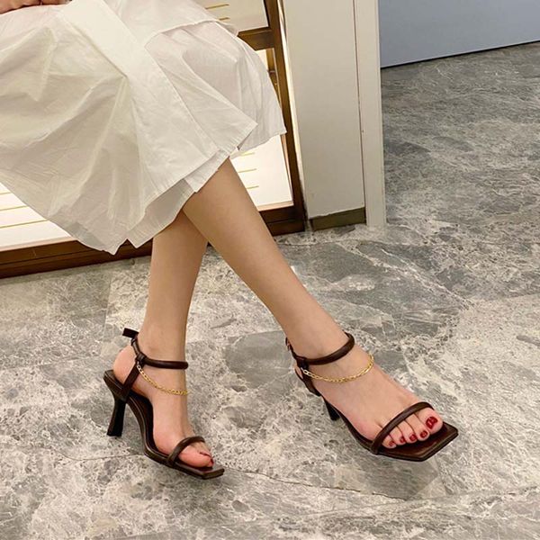 sandals women 2021 gladiator high heels shoes casual street ladies square toe fashion chain sandale femme, Black
sandals women 2021 gladiator high heels shoes casual street ladies square toe fashion chain sandale femme, Black