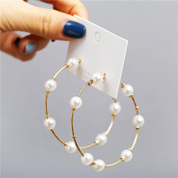 2020 women s simple simple pure gold metal pearl hoop earrings fashion big hoop statement earrings, Golden;silver
2020 women s simple simple pure gold metal pearl hoop earrings fashion big hoop statement earrings, Golden;silver