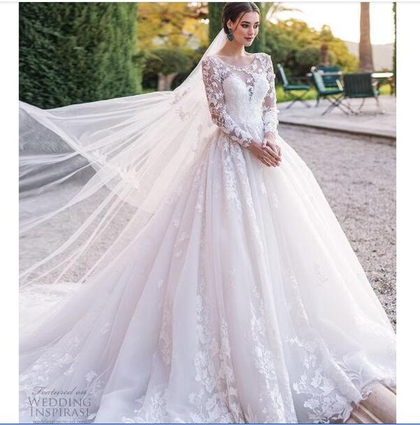 stunning long sleeves lace wedding dresses 2019 crew neck appliqued floor length custom made court train bridal gowns, White
stunning long sleeves lace wedding dresses 2019 crew neck appliqued floor length custom made court train bridal gowns, White