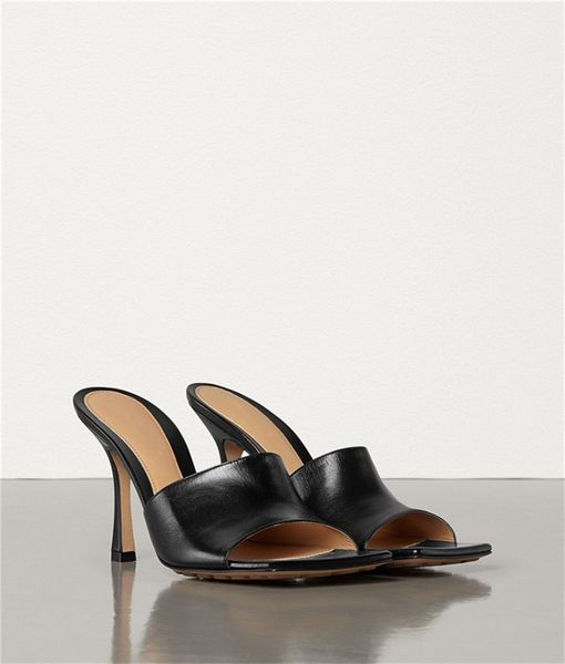 2020 summer fashion square toe women slippers designer open toe high heels shoes ladies party beach sandals slides shoes, Black
2020 summer fashion square toe women slippers designer open toe high heels shoes ladies party beach sandals slides shoes, Black