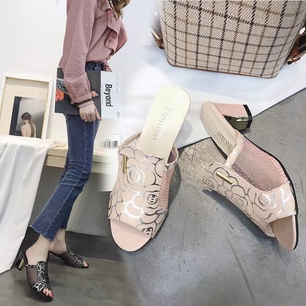 new peep toe women sandals summer mesh pu high heels crystal bling bling big size slippers female shoes, Black
new peep toe women sandals summer mesh pu high heels crystal bling bling big size slippers female shoes, Black