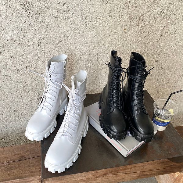 2020 women winter soft leather lace up boots platform ankle boots british western cowboy white wedge shoes, Black
2020 women winter soft leather lace up boots platform ankle boots british western cowboy white wedge shoes, Black