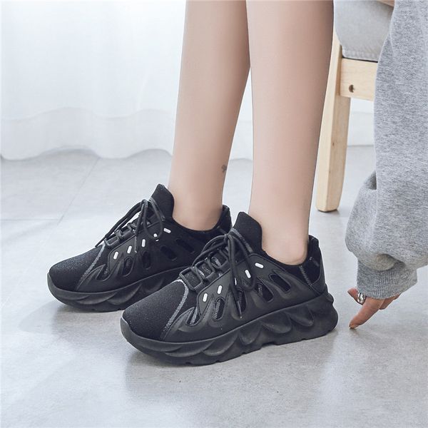 women 4cm platform sneakers outdoor walking shoes mesh breathable girls shoes ladies training woman brand female trainers
women 4cm platform sneakers outdoor walking shoes mesh breathable girls shoes ladies training woman brand female trainers
