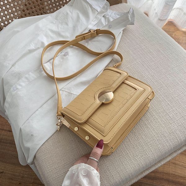 female 2020 style shoulder/crossbody bag 
female 2020 style shoulder/crossbody bag