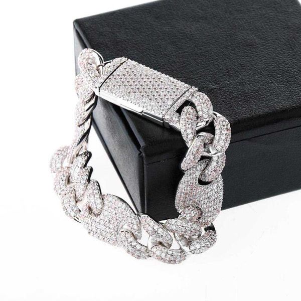 16mm iced out cuban bracelets chain hip hop jewelry gold silver color party cz big square clasp bracelet men rapper link, Black
16mm iced out cuban bracelets chain hip hop jewelry gold silver color party cz big square clasp bracelet men rapper link, Black