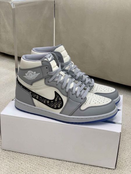 2020 new xw luxury designer air high-sneakers high-casual shoes for men and women, high-quality sneakers
2020 new xw luxury designer air high-sneakers high-casual shoes for men and women, high-quality sneakers