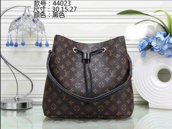 new i4ng shi woman doewu handbag kp8r bag bag fashion chain brand lxj0 luxurys phone handbag printing okvt wallet shoulder designe jpqg, Brown;gray
new i4ng shi woman doewu handbag kp8r bag bag fashion chain brand lxj0 luxurys phone handbag printing okvt wallet shoulder designe jpqg, Brown;gray
