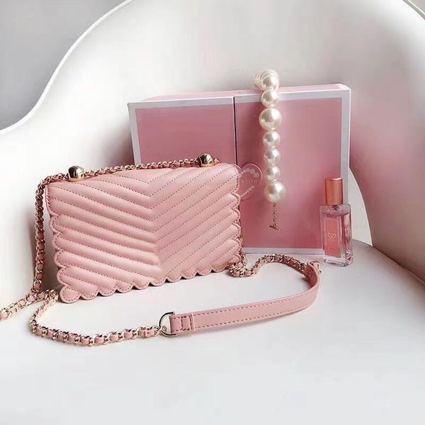 2020 ladies messenger bag handbag pink series love bag new sweet and lovely pearl shoulder bag
2020 ladies messenger bag handbag pink series love bag new sweet and lovely pearl shoulder bag