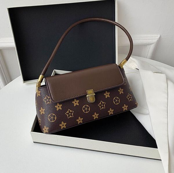 senior women handbags lady fashion shoulder bags new style underarm bag flowers totes women bag
senior women handbags lady fashion shoulder bags new style underarm bag flowers totes women bag