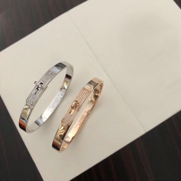 Popular fashion brand High version H bracelets for lady Design Women Party Wedding Luxury Jewelry With for Bride with box
Popular fashion brand High version H bracelets for lady Design Women Party Wedding Luxury Jewelry With for Bride with box